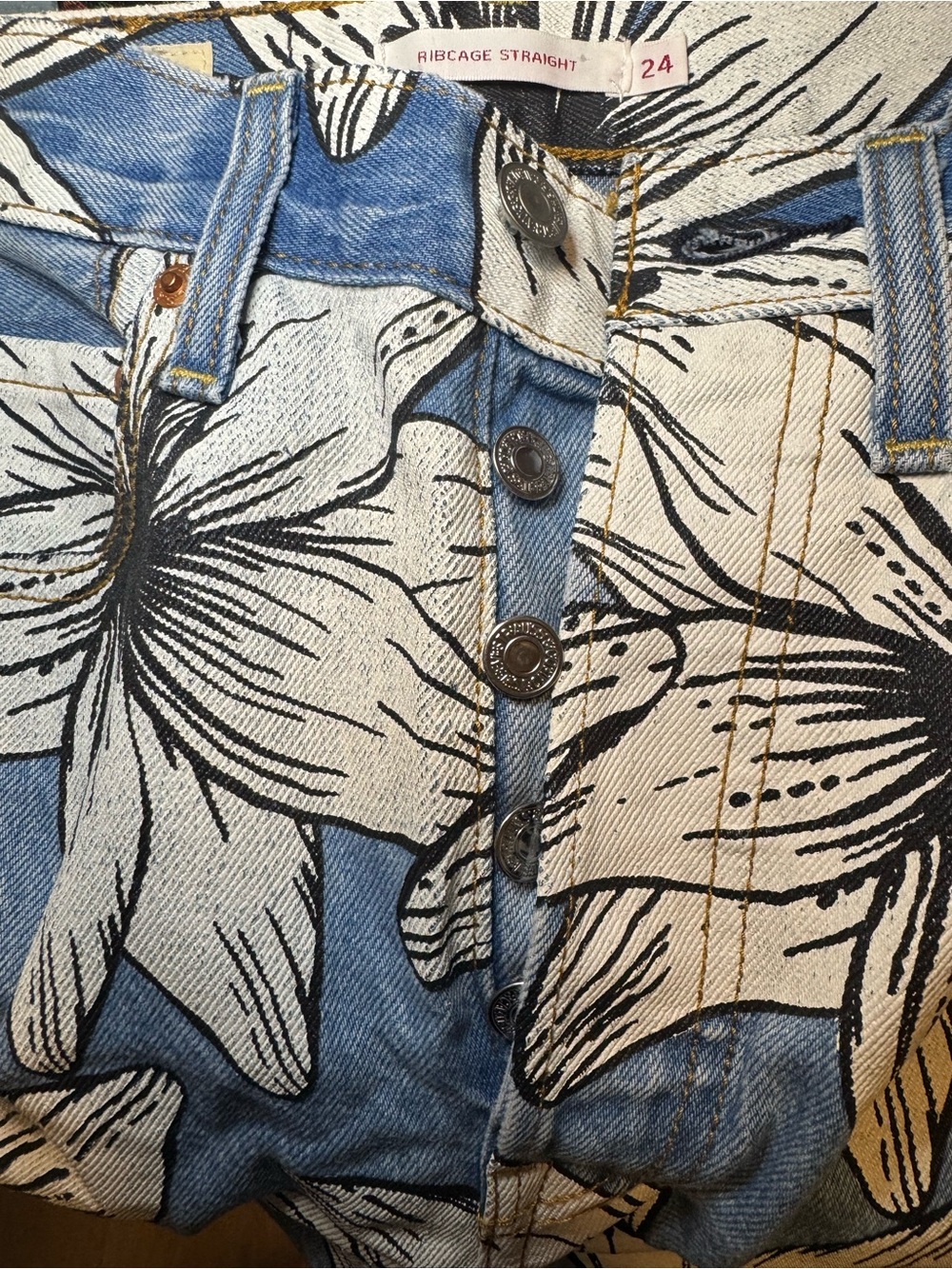 Levi's x Farm Rio Ribcage Straight Leg Jeans - Picture 8 of 11